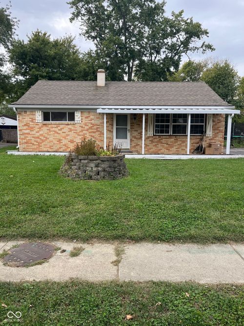 464 Carol Dr, Greenwood, IN, 46143-1223 | Card Image