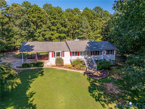 2530 Great Creek Dr, La Crosse, VA, 23950-2933 | Card Image