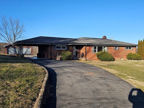 343 Swords Creek Rd, Honaker, VA, 24260-7067 | Card Image