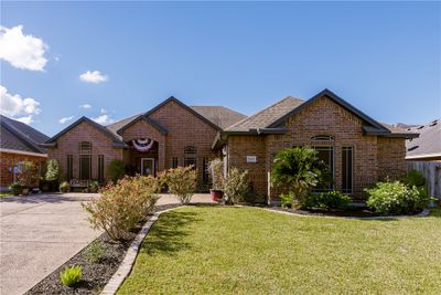 14425 Chantilly Dr, House other with 4 bedrooms, 2 bathrooms and null parking in Corpus Christi TX | Image 1