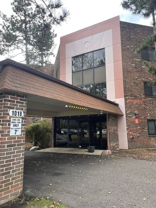 apt-205-1018 Castilian Ct, Glenview, IL, 60025-2458 | Card Image