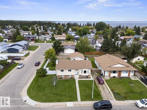 2018 5 Ave, Cold Lake, AB, T9M1G1 | Card Image