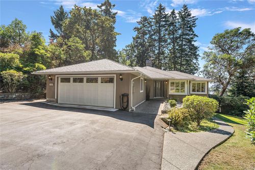 10938 Prentice Pl, North Saanich, BC, V8L5H7 | Card Image