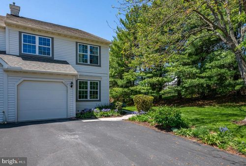 114 Wessex Ct, READING, PA, 19606-9474 | Card Image