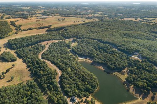 000 Fraction Point Drive, Warsaw, MO, 65355 | Card Image
