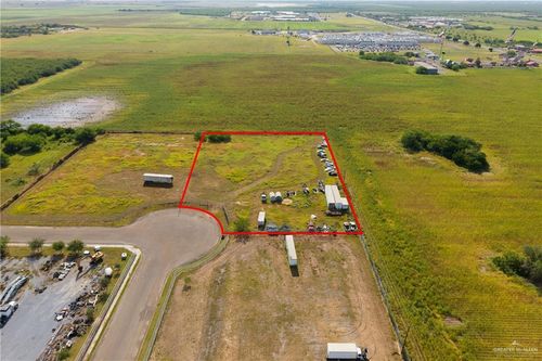 202 Pennzoil Loop E, Edinburg, TX, 78542 | Card Image