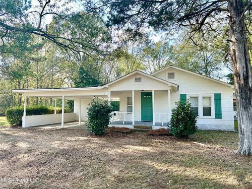 1633 New Sight Dr Ne, Brookhaven, MS, 39601-8677 | Card Image