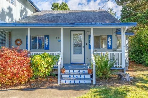 4514 L Pl, Seaview, WA, 98644-2107 | Card Image