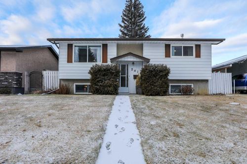 2414 18 St N, Lethbridge, AB, T1H4P9 | Card Image