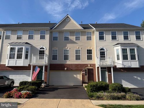 5121 Ballycastle Cir, ALEXANDRIA, VA, 22315-5566 | Card Image
