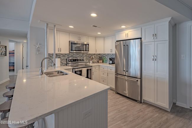 UNIT-3407 - 2000 New River Inlet Rd, Condo with 3 bedrooms, 2 bathrooms and null parking in N Topsail Beach NC | Image 7