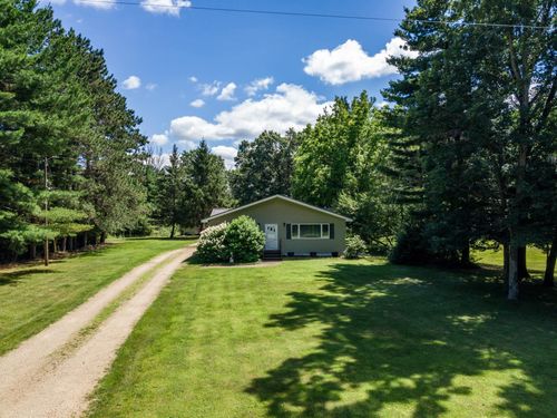 W4691 40th St, Mauston, WI, 53948-8929 | Card Image