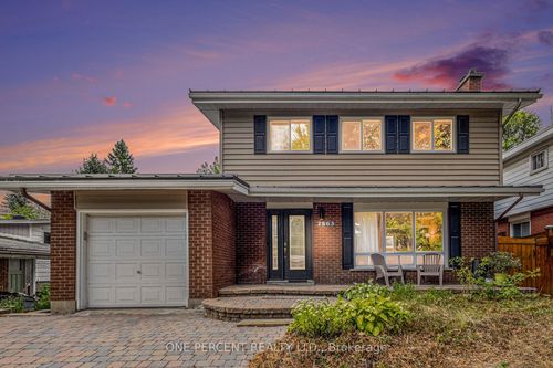 2563 Egan Rd, Ottawa, ON, K1V8M9 | Card Image