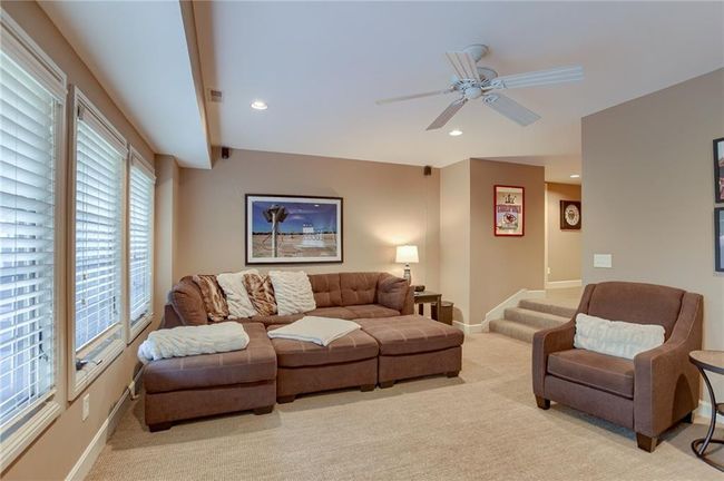 9717 Overbrook Rd, House other with 5 bedrooms, 5 bathrooms and null parking in Leawood KS | Image 34