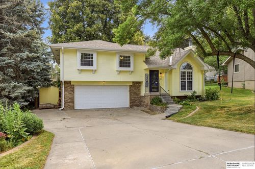 1001 Conestoga Rd, Papillion, NE, 68046-3520 | Card Image
