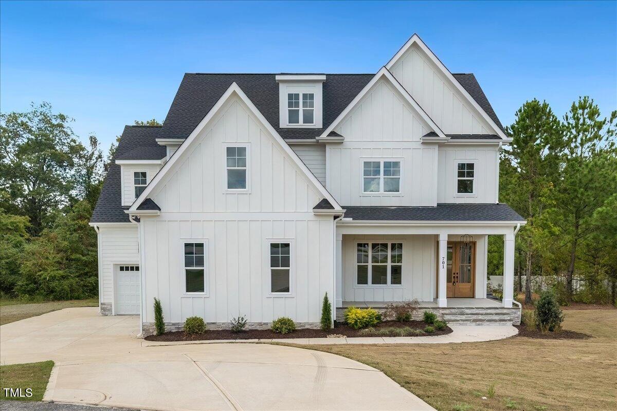 Wilshire View Ct, Holly Springs, NC 27540