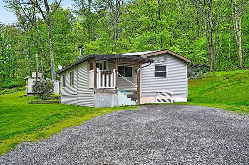 158 Renfrew Rd, RENFREW, PA, 16053-9728 | Card Image