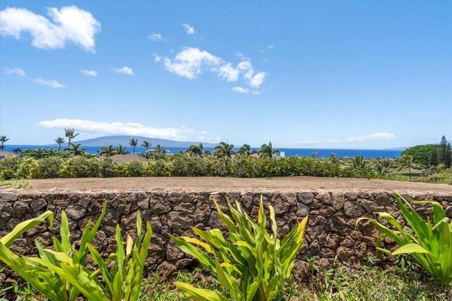 Rock Wall on Anapuni | Image 18