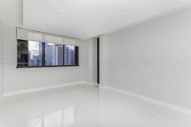 APT-1809 - 540 Brickell Key Dr, Condo with 1 bedrooms, 2 bathrooms and null parking in Miami FL | Image 10