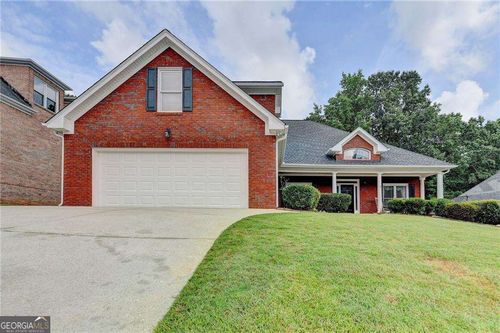 1195 Home Place Dr, Lawrenceville, GA, 30043-8652 | Card Image