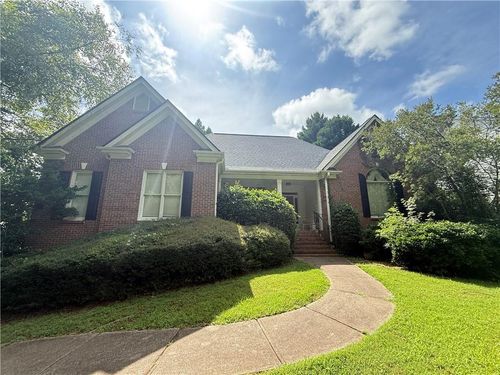 8521 Parkview Ct, Monroe, GA, 30656-6218 | Card Image