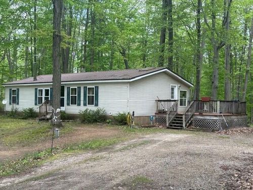 18412 Royena Drive, Marion, MI, 49665 | Card Image