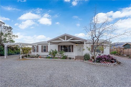 5410 Genoa Ave, Pahrump, NV, 89060-1315 | Card Image