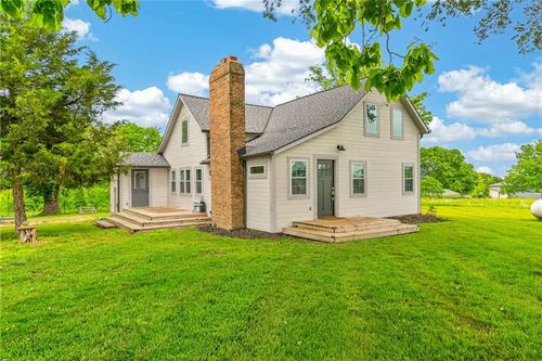 25406 E 267th St, Harrisonville, MO, 64701-3282 | Card Image