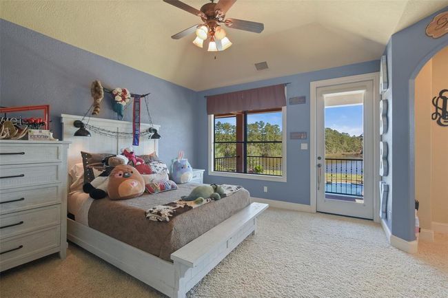 Second floor bedroom. | Image 30