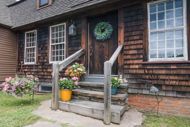 168 N Main St, House other with 4 bedrooms, 2 bathrooms and 7 parking in Sunderland MA | Image 8