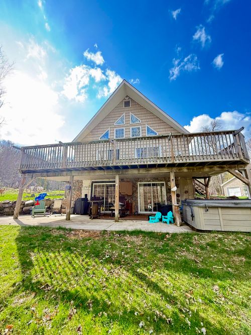 29 Reservoir Ln, Bloomingdale, NY, 12913-2123 | Card Image