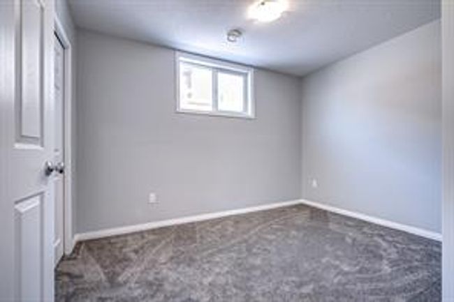 4004 74 Ave, House detached with 5 bedrooms, 2 bathrooms and 3 parking in Lloydminster AB | Image 22