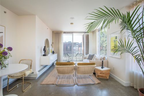 307-231 E Pender St, Vancouver, BC, V6A0G3 | Card Image