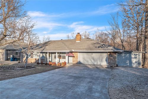 20 Langholm Ln, Bella Vista, AR, 72715-3002 | Card Image