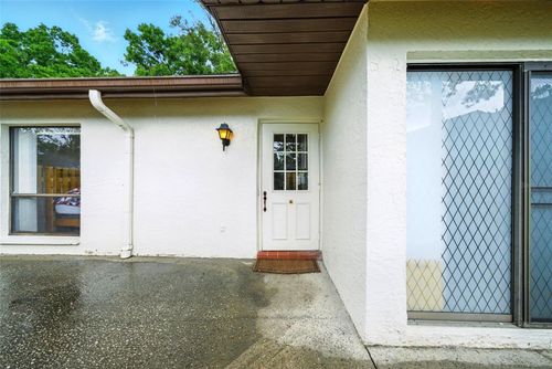 apt-e-1725 Pine Ridge Way E, PALM HARBOR, FL, 34684-2113 | Card Image