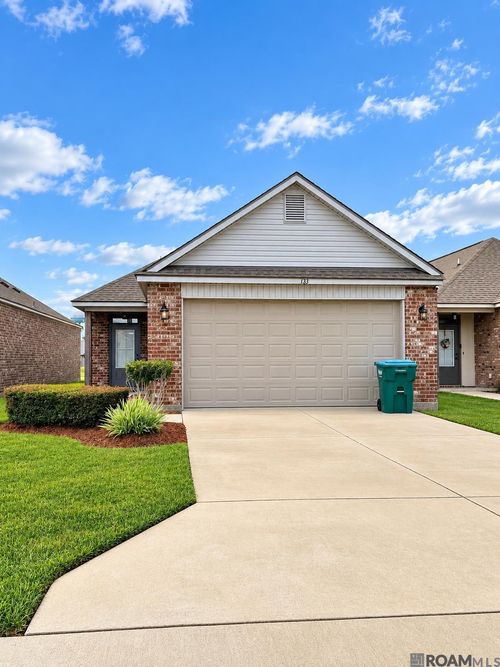 183 River Mill Dr, Brusly, LA, 70719-2266 | Card Image