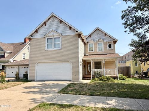 208 3rd Ave Nw, Mandan, ND, 58554-3130 | Card Image