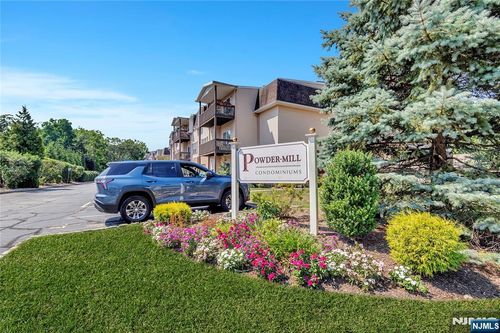 736 Cannella Way, Riverdale, NJ, 07457-1447 | Card Image