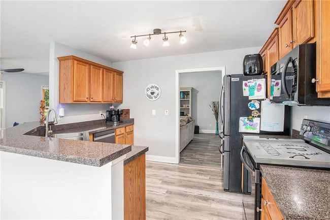 703 Arden Dr, House other with 4 bedrooms, 2 bathrooms and null parking in Winder GA | Image 9