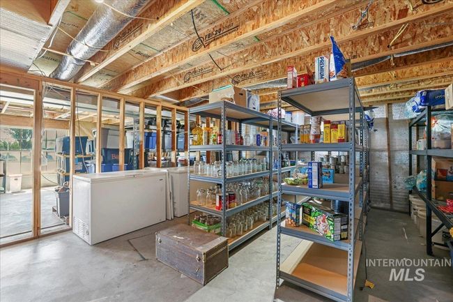 294 N 950 E, House other with 4 bedrooms, 3 bathrooms and 2 parking in Declo ID | Image 35