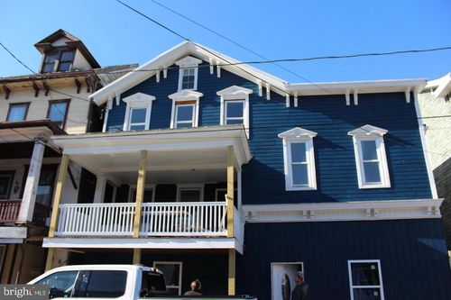 111 E Market St, Williamstown, PA, 17098-1503 | Card Image