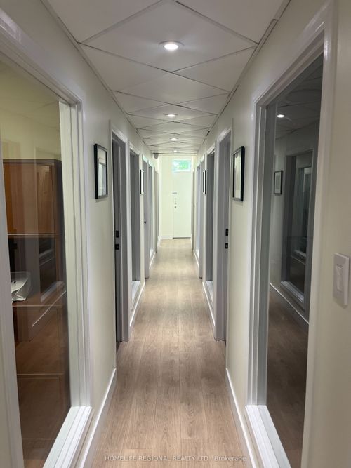 office-no-7-823 College St, Toronto, ON, M6G1C9 | Card Image