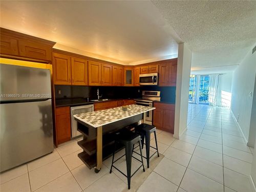 apt-201-1465 Ne 123rd St, North Miami, FL, 33161-6037 | Card Image