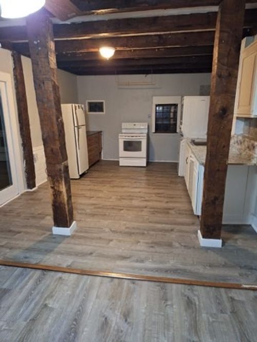 1r-404 Main St, Wareham, MA, 02571 | Card Image