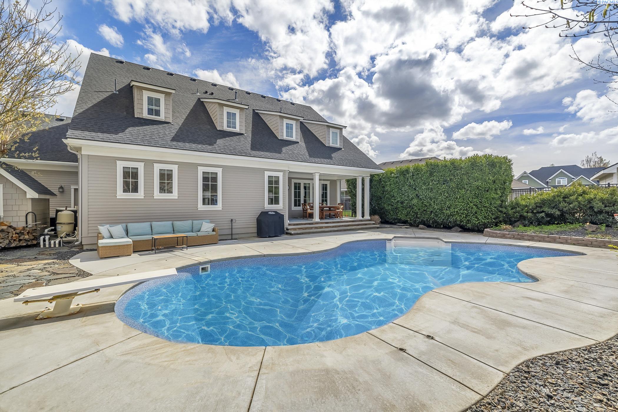 Piper St, Richland, WA 99352