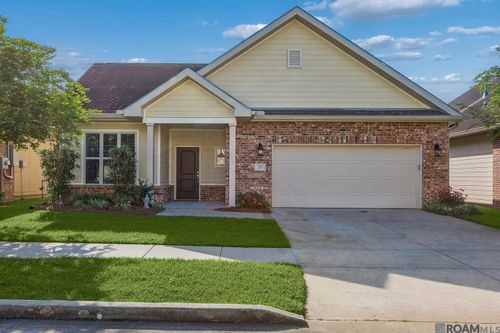 23-7111 Village Maison Ct, Baton Rouge, LA, 70809-4686 | Card Image