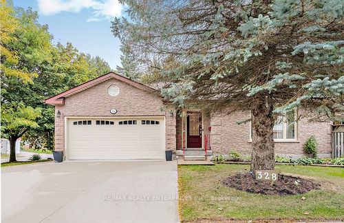 328 Burnett Ave, Cambridge, ON, N1T1G6 | Card Image