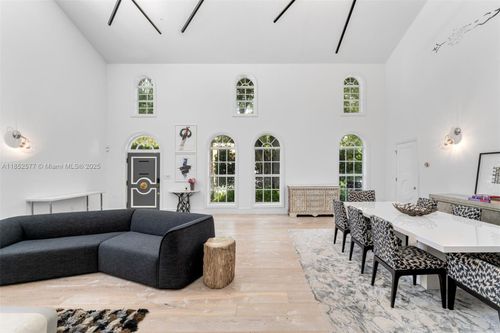 431 W Rivo Alto Dr, Miami Beach, FL, 33139-1261 | Card Image