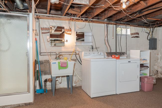 315 W Bennett St, Home with 2 bedrooms, 1 bathrooms and null parking in Pontiac IL | Image 17