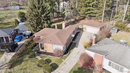 26164 Westfield, Redford, MI, 48239-1841 | Card Image